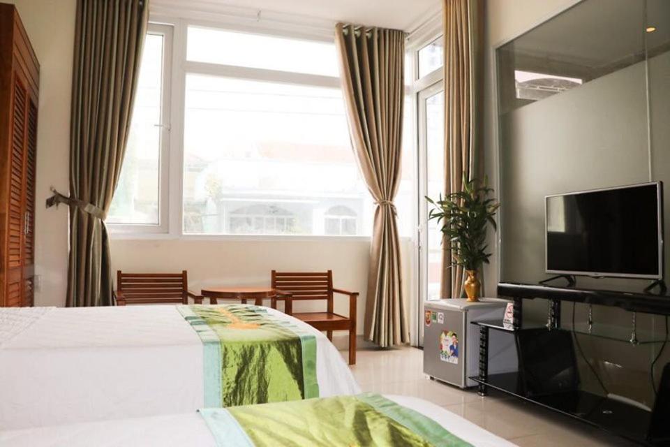 Pelican Nha Trang Hotel エクステリア 写真