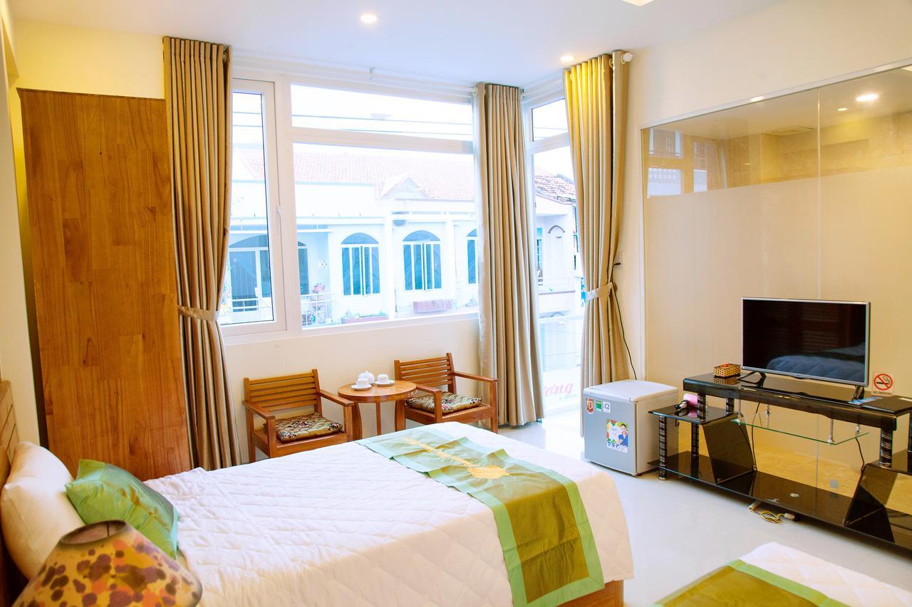 Pelican Nha Trang Hotel エクステリア 写真